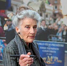 Is Phyllida Law married? - vooxpopuli.com