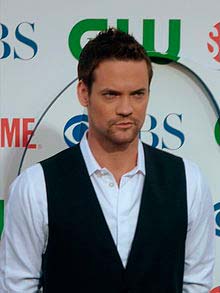 Is Shane West married? - vooxpopuli.com