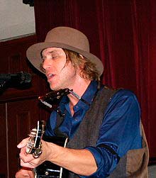 Is Todd Snider married? - vooxpopuli.com