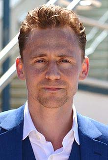 Tom Hiddleston - vooxpopuli.com